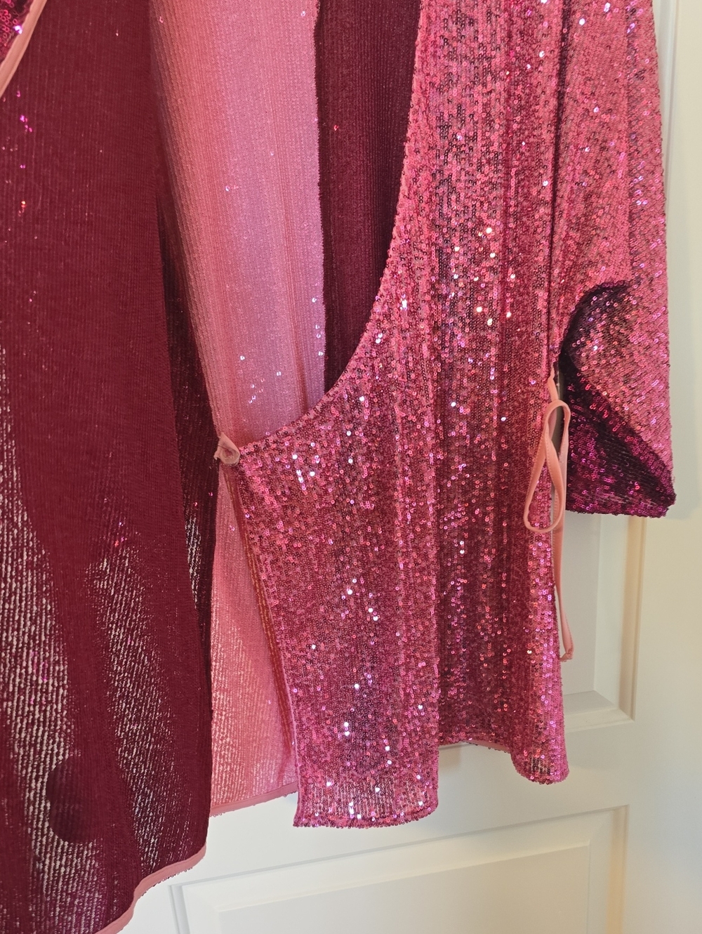 EASTNWEST LABEL Two Tone Sequin Dress - Picture 6 of 6